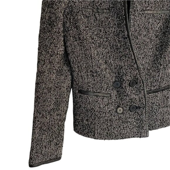Le Chateau Women's Herringbone Style Blazer - Picture 2 of 7
